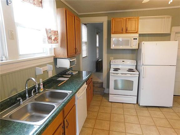 4th image of 214 Keiser Ave