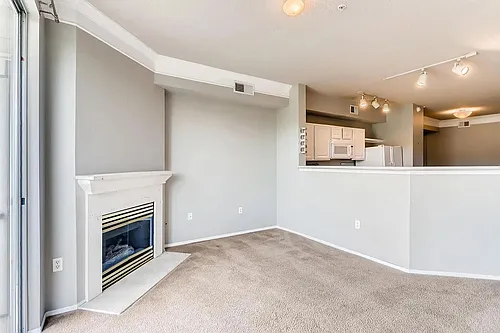 2155 Eagle Ave Photo 1