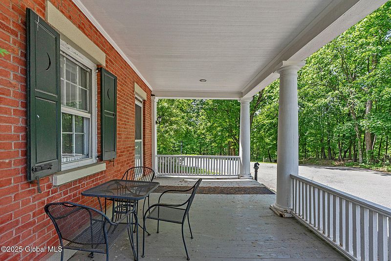 5th image of 96 Thompson Hill Road
