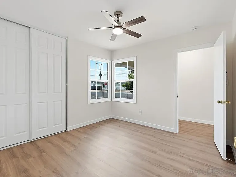 6593 Delfern St — Photo 20
