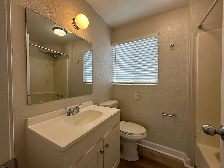 230 Arletta St — Photo 7