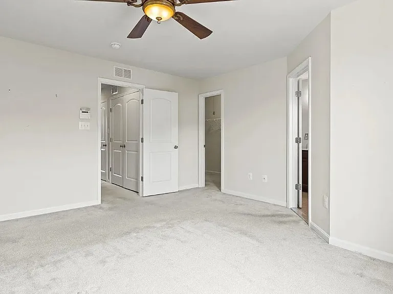 9808 Smithview Pl — Photo 12