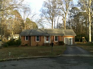 106 N Shetland Ct, Garner, NC 27529