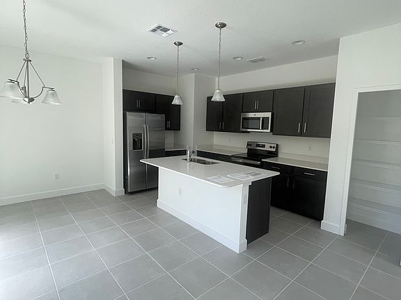 2nd image of 1362 Captiva Cv