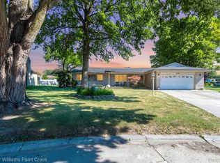 35152 Kesler Ct, Clinton Township, MI 48035