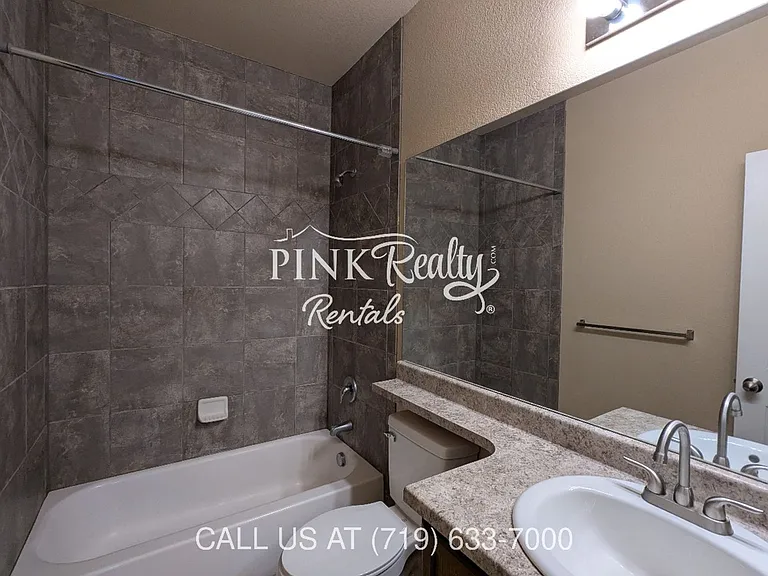 8377 Freestar Way — Photo 27