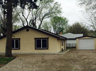 826 Park Ave, Rifle, CO 81650