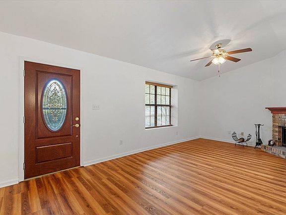 5th image of 344 Whetherbine Way E