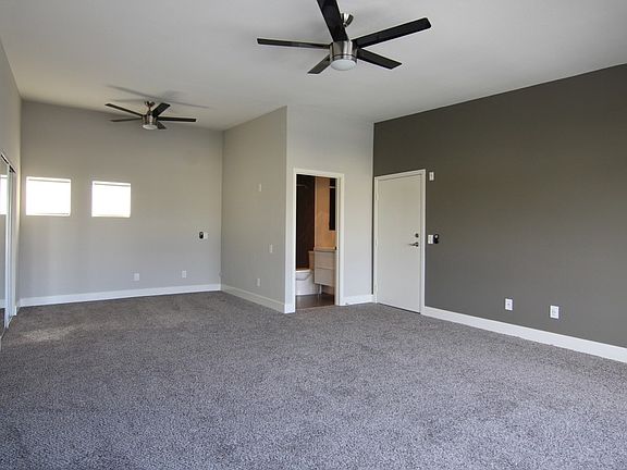 5th image of 1520 S Hayworth Ave APT 102