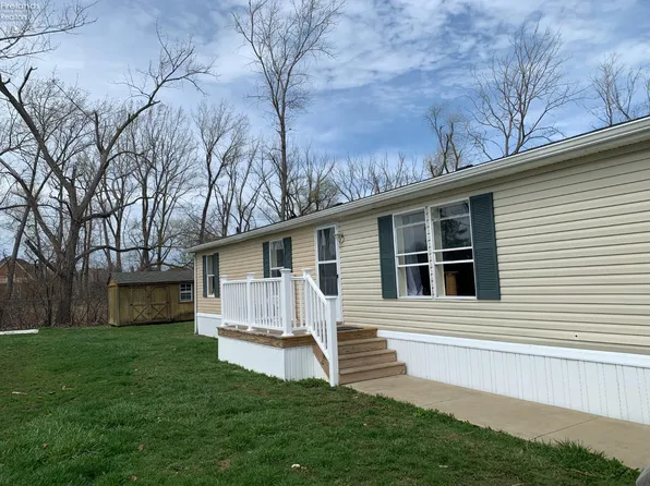 143 W Shoreway Dr #143, Sandusky, OH 44870