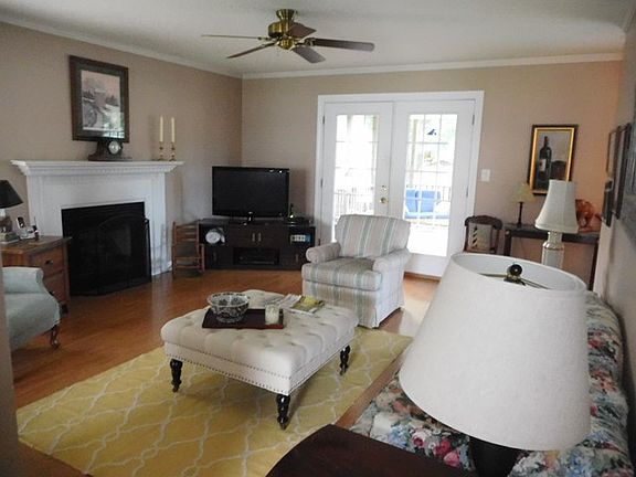 5th image of 613 Georgia Ave