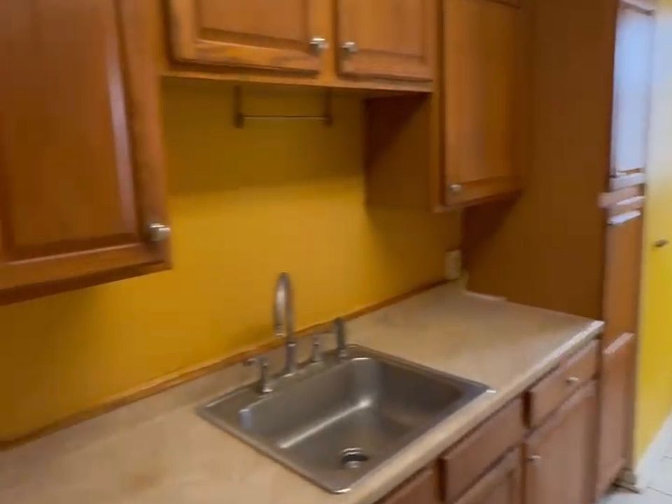 1st image of 89 Carey Ave APT 6