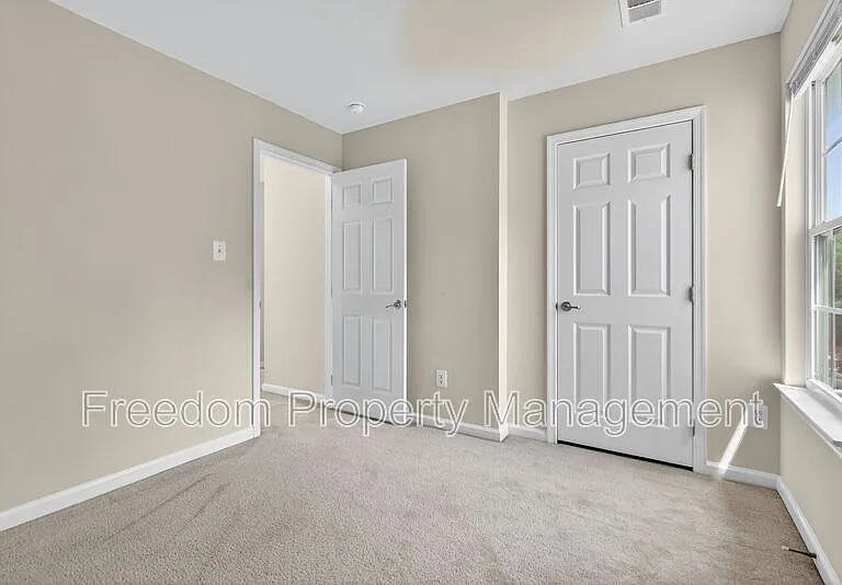 7629 Hamelin Ln — Photo 38
