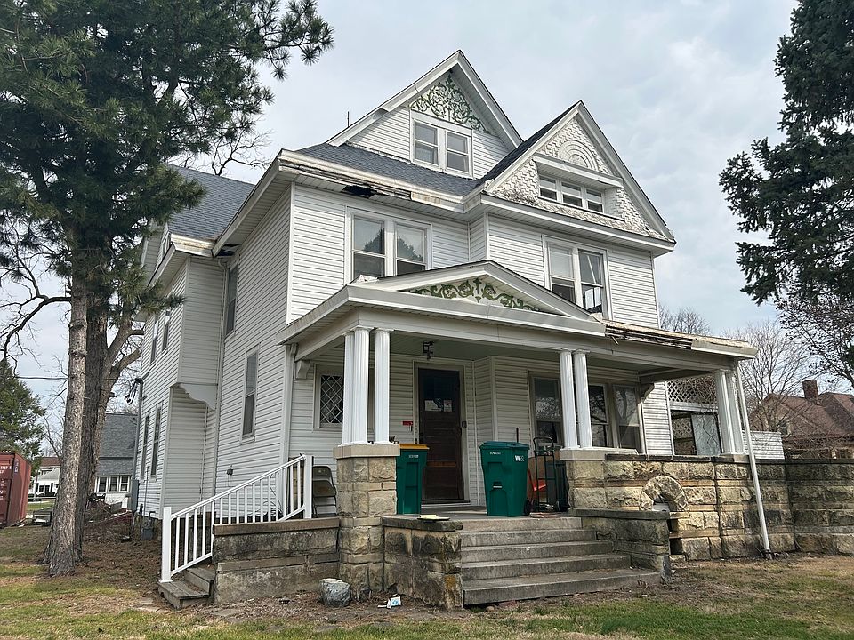 1st image of 505 S Main St