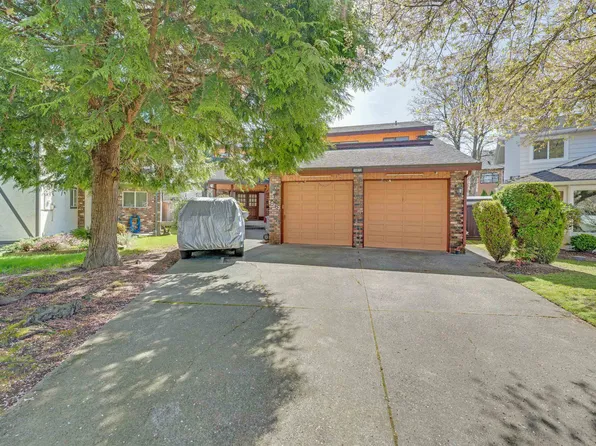 10613 Yarmish Dr, Richmond, BC V7E 5E6