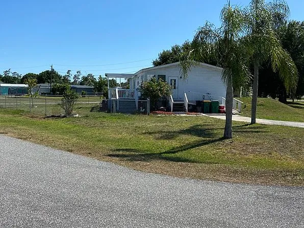 1845 Blossom Ct, Punta Gorda, FL 33982