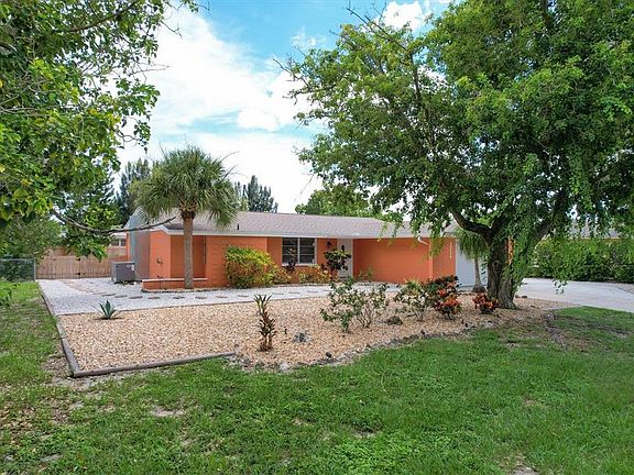 3rd image of 3214 Bougainvillea St