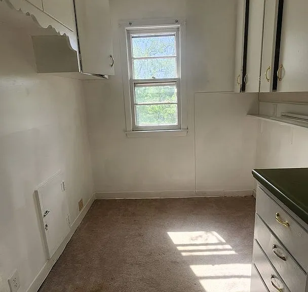 3514 N 36th Ave — Photo 6