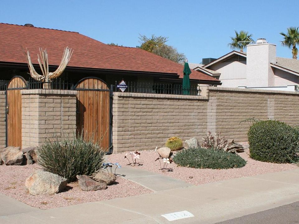 1st image of 1112 N 87th Way