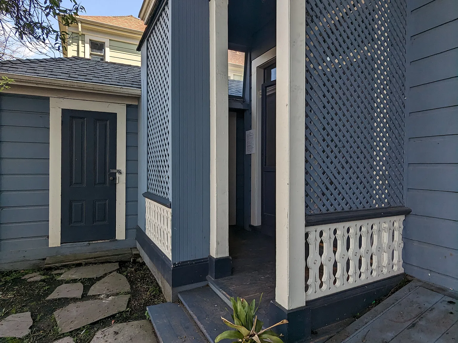2 bed, 950 sqft, $3,750 — Photo 3