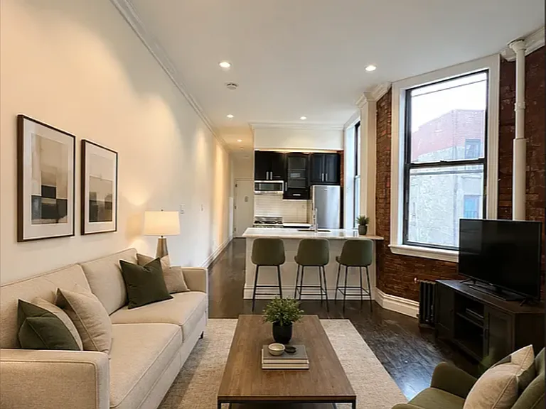 128 2nd Ave #B2 — Photo 1