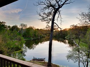 9 Trail Lin Rdg, Alton, IL 62002