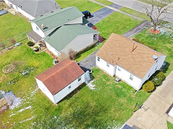 4th image of 1537 Westwood Dr NW