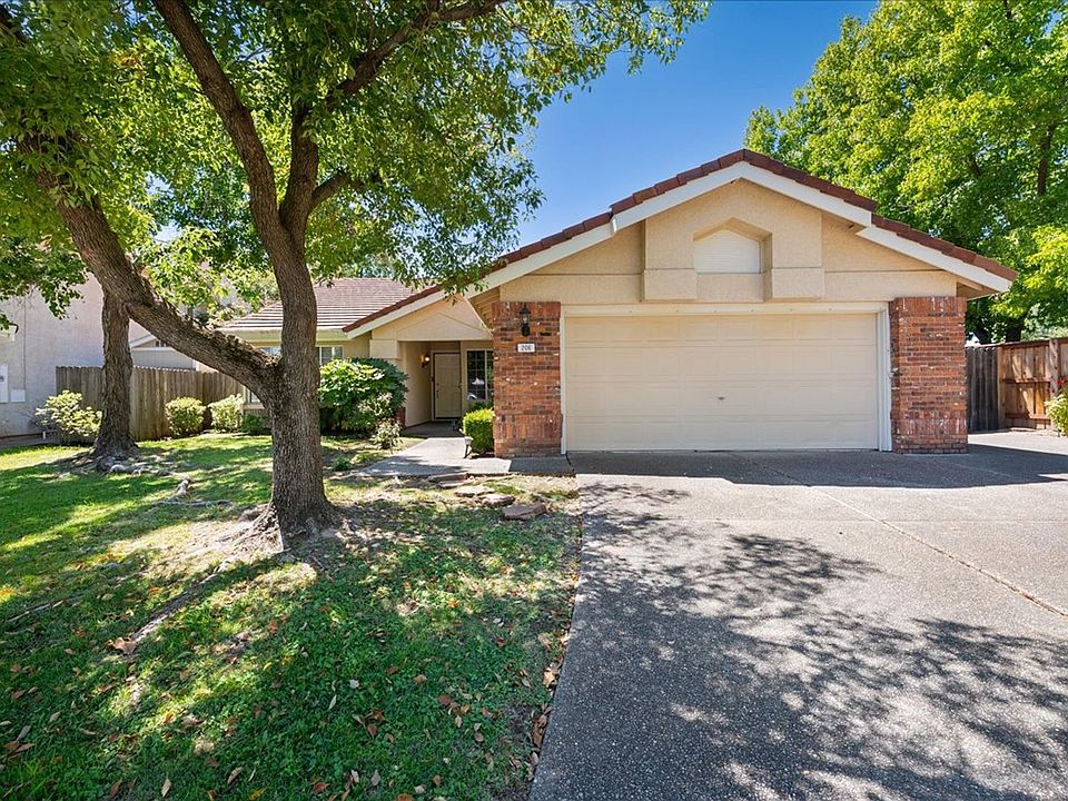 1st image of 206 Bowden Ct