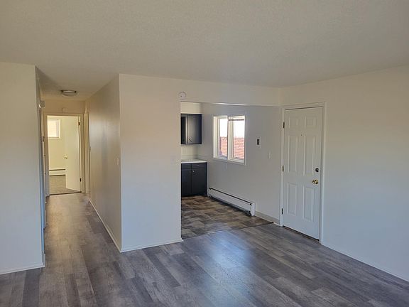 3rd image of 2320 13th Ave S APT 2