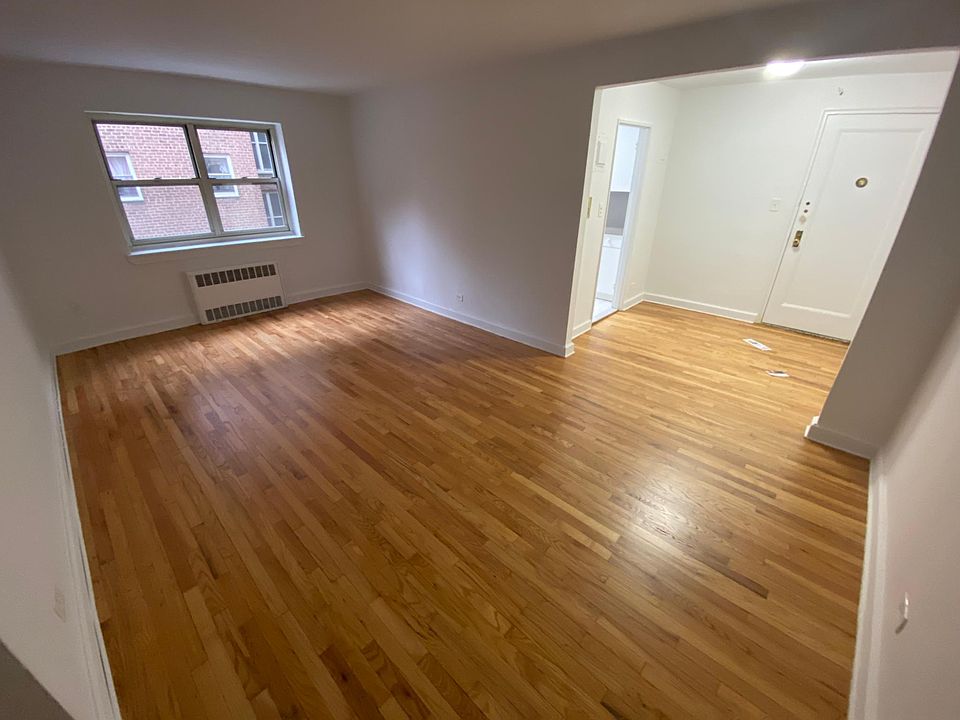 1st image of 135-20 Hoover Ave #5C