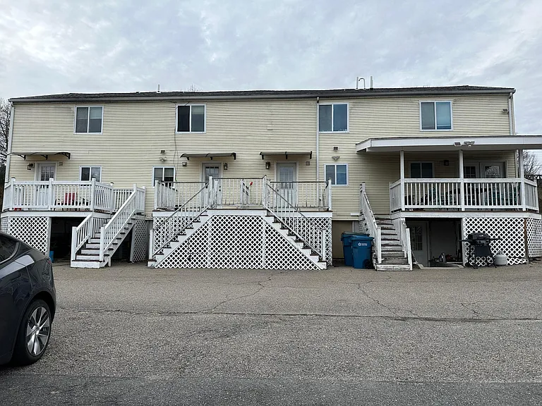 261 Neponset St #B — Photo 15