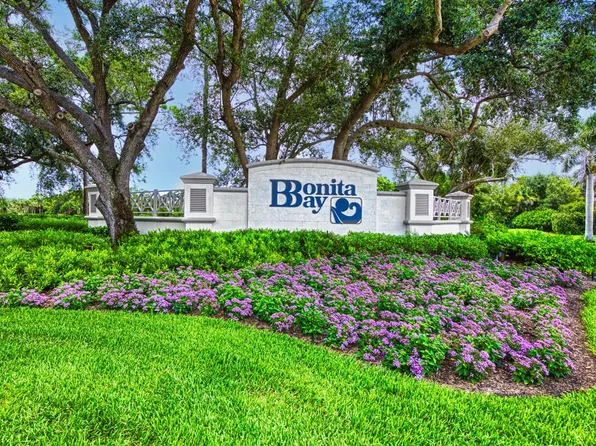 27024 Oakwood Lake Dr #201, Bonita Springs, FL 34134