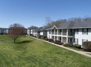 15 S Shafer St APT 1806, Athens, OH 45701