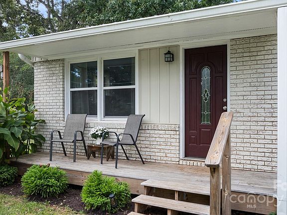 2nd image of 7343 Millersville Rd