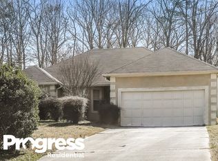 8123 Mahogany Ln, Lithonia, GA 30058