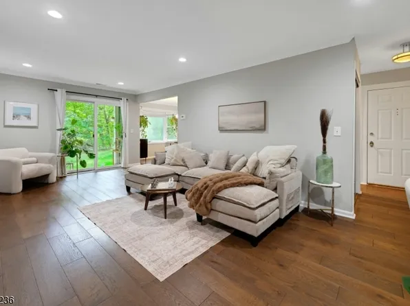 131 Countryside Dr, Bernards Twp., NJ 07920