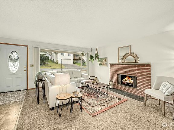 4th image of 21219 100th Avenue SE