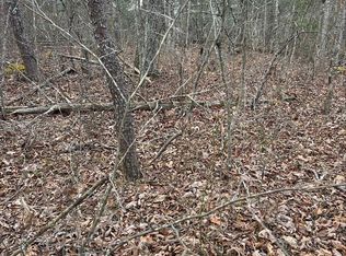 4127 Moccasin Ln, Crossville, TN 38572