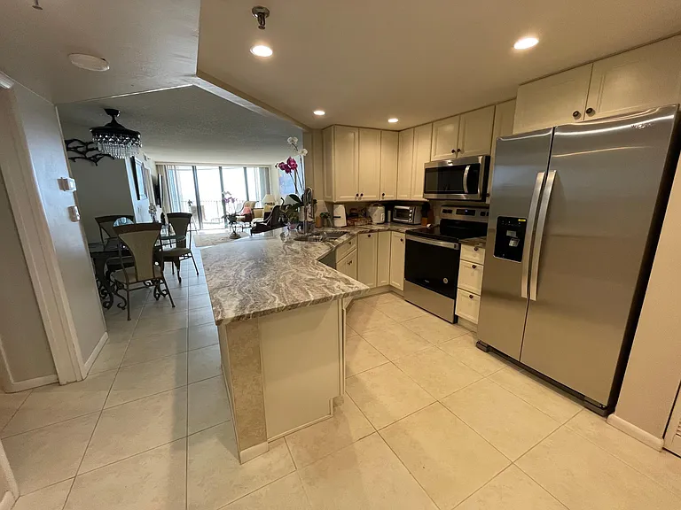 9650 S Ocean Dr #809 — Photo 22