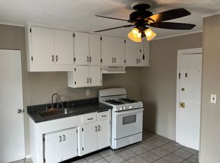 4604 12th St APT 2, Rock Island, IL 61201