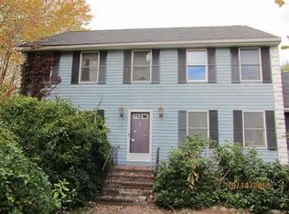 15 R Howard Rd, Westford, MA 01886