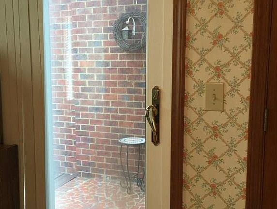 2nd image of 3156 Corner Oak Dr