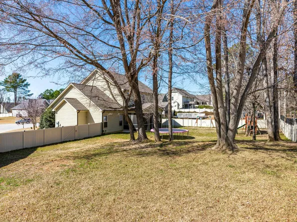 131 Tracker Ct, Garner, NC 27529