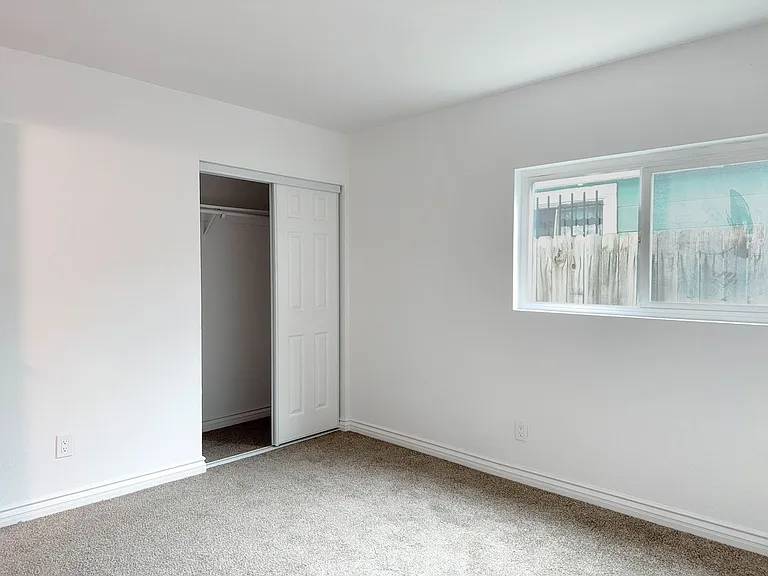 3781 Marlborough Ave — Photo 16