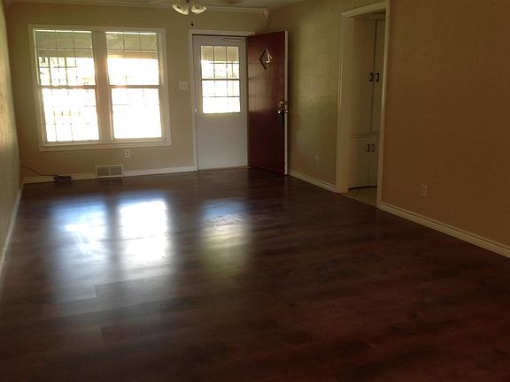 3rd image of 1612 NW 25th St