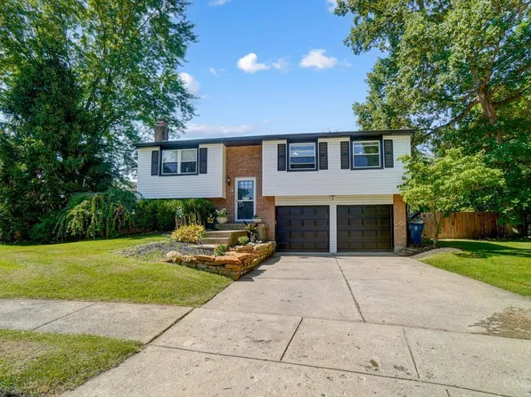 3797 Red Maple Dr, Amelia, OH 45102