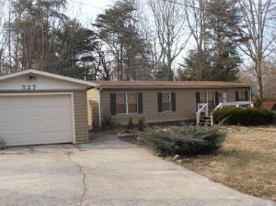 1st image of 327 Dartmoor Dr