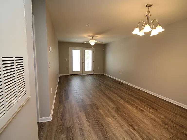 7100 W Friendly Ave #111 — Photo 10