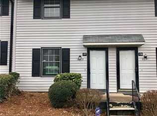 4013 S Bend Dr, Winston Salem, NC 27107