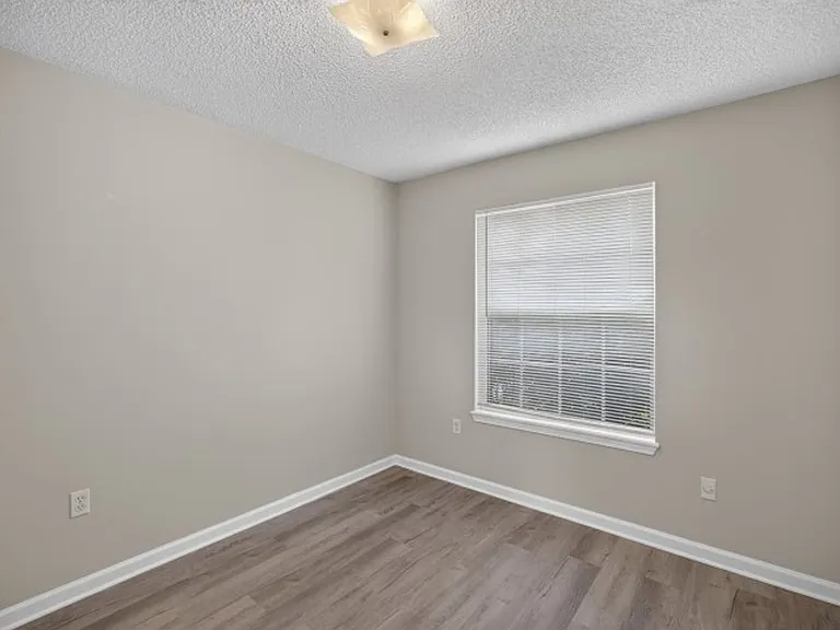 8519 Blazing Star Ct — Photo 24